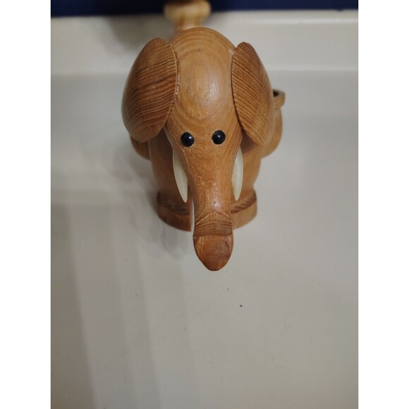 Papel Wooden Elephant Toothpick Holder With Husk - Picture 2 of 7